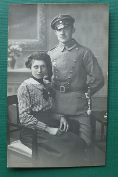 AK Ansbach / 1914-1918 / Foto Karte / Soldat Schulterklappe Nr 2 / Uniform / Frau / Foto Atelier Alfred Ortloff